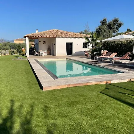 Villa * Рокбрюн-сюр-Аржан