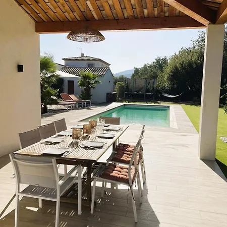 Вилла Villa Рокбрюн-сюр-Аржан