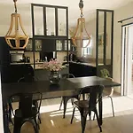 Willa Villa *