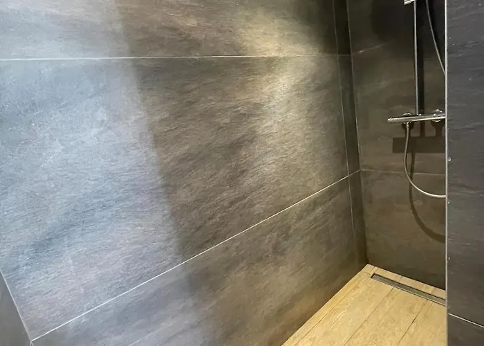 Villa * 로크부른수르알젠스